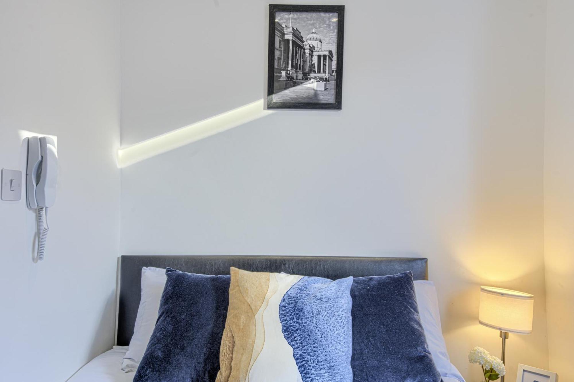 The Finsbury Deluxe Apartments Londen Buitenkant foto