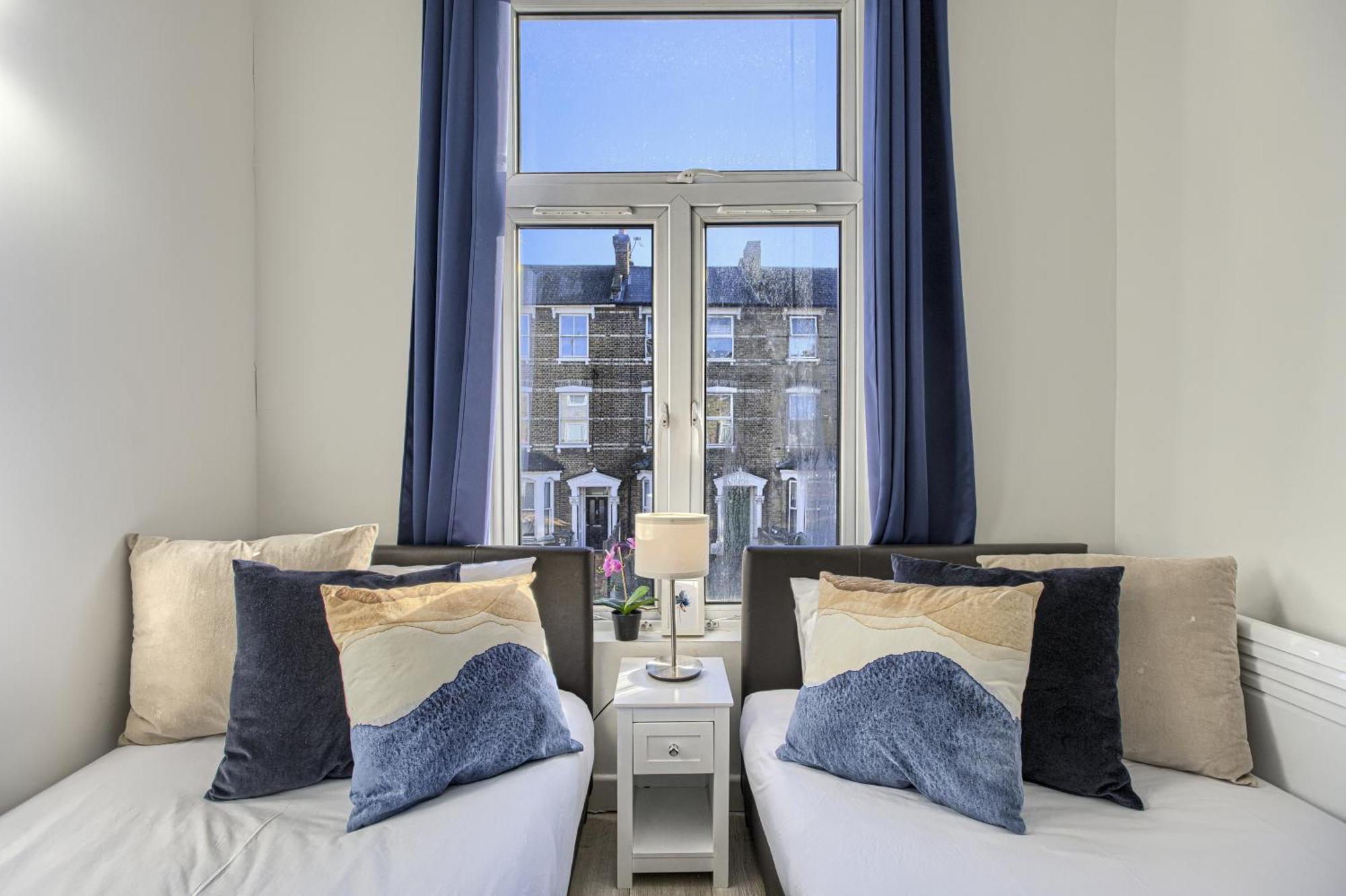 The Finsbury Deluxe Apartments Londen Buitenkant foto