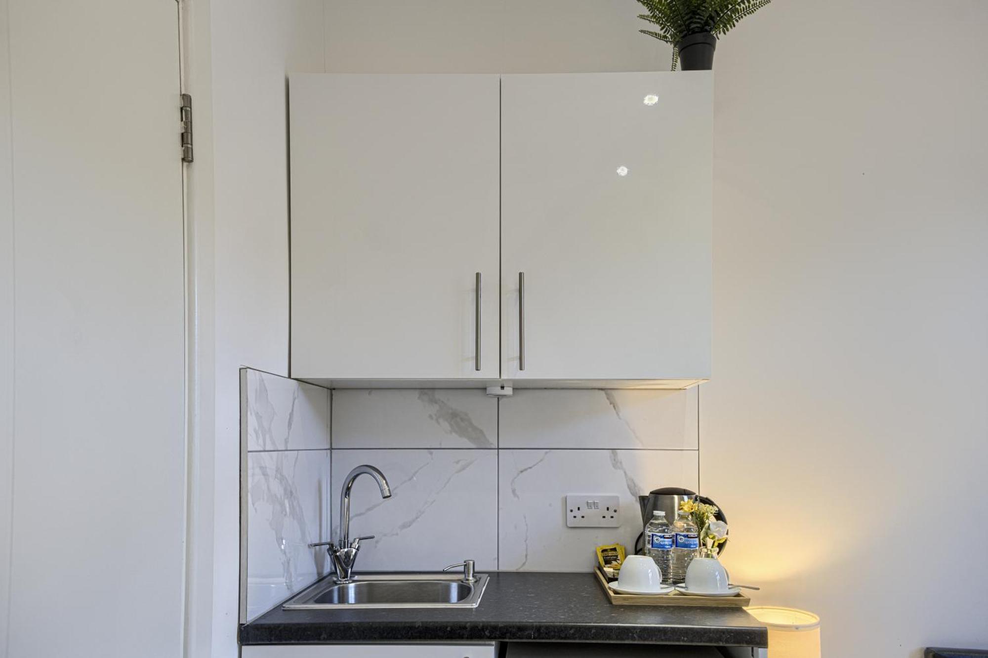 The Finsbury Deluxe Apartments Londen Kamer foto