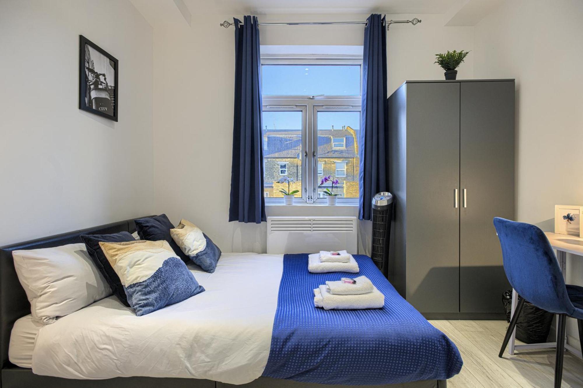 The Finsbury Deluxe Apartments Londen Kamer foto