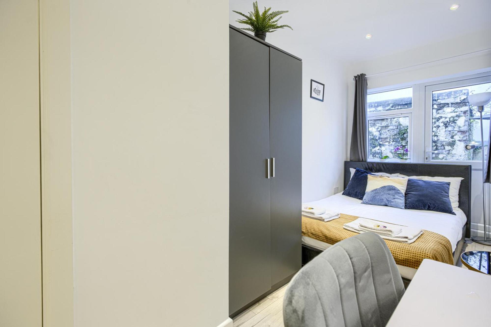 The Finsbury Deluxe Apartments Londen Kamer foto