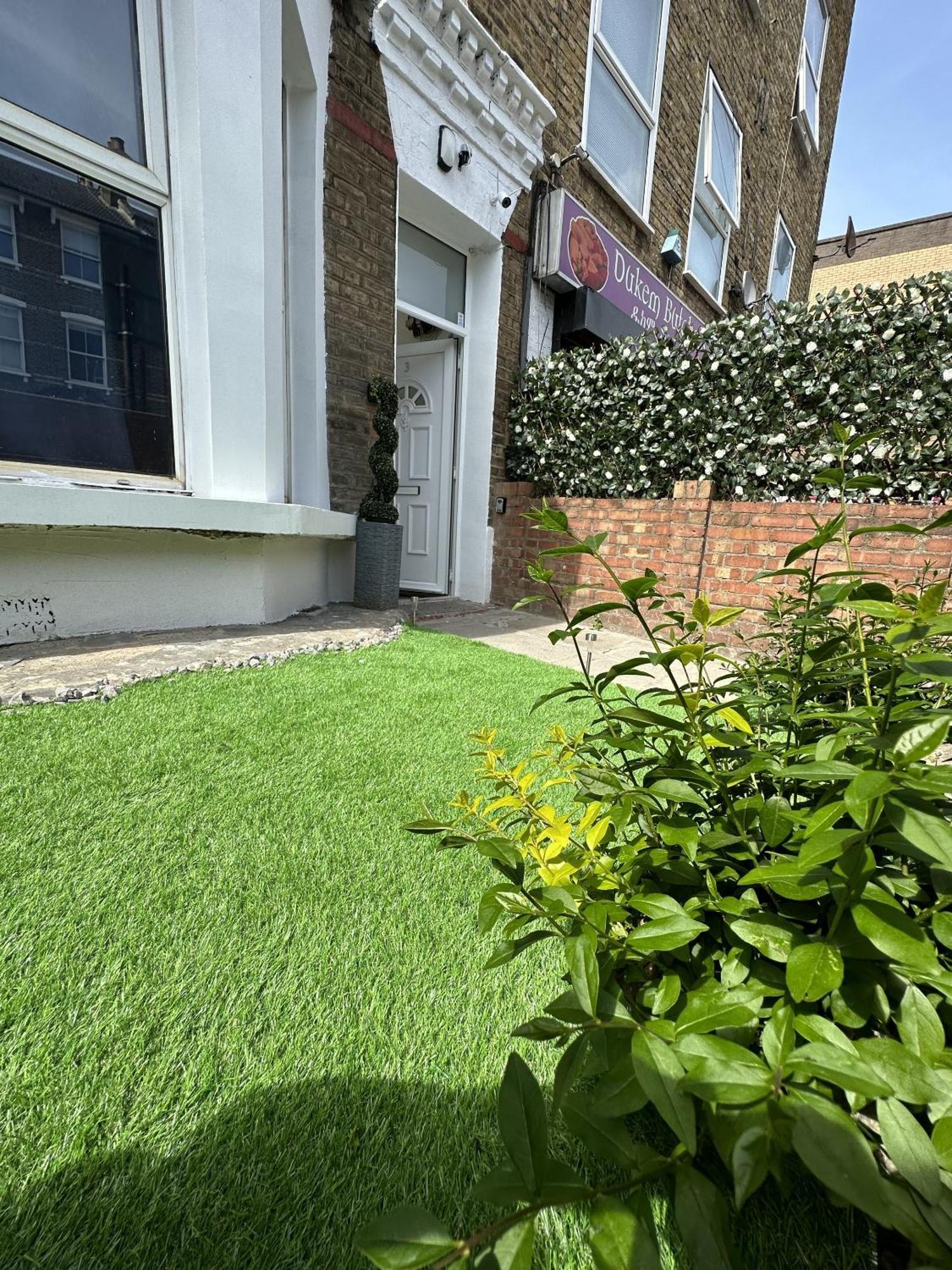 The Finsbury Deluxe Apartments Londen Buitenkant foto